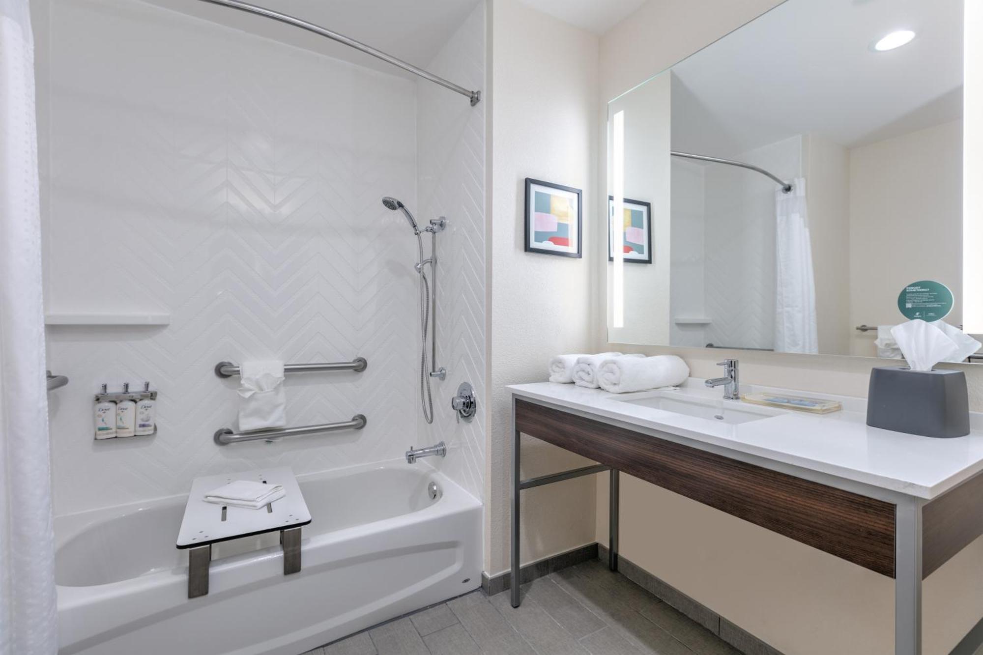 Holiday Inn Houma By Ihg Dış mekan fotoğraf